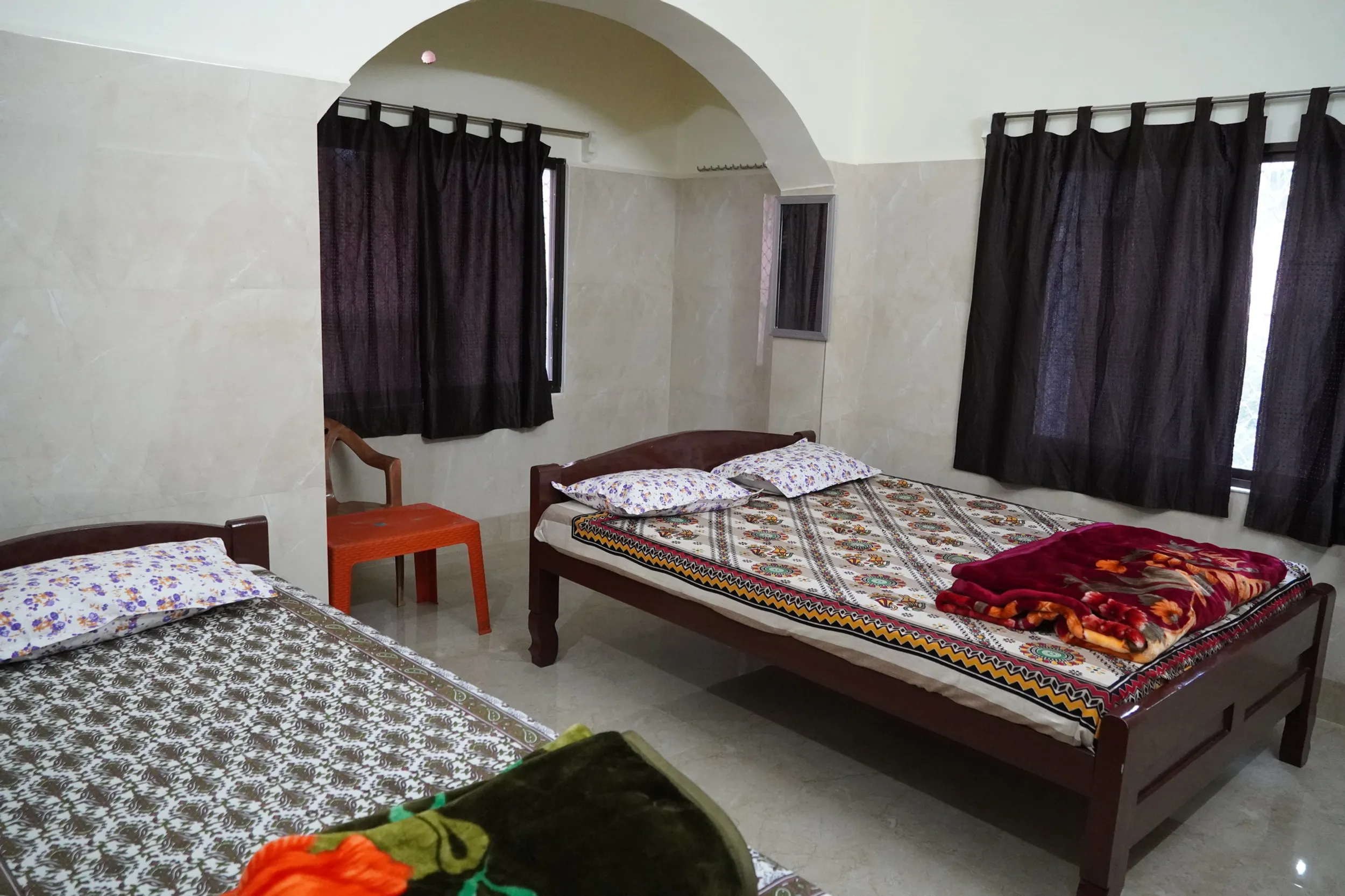 4 Bed
